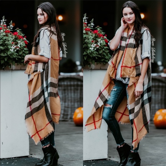 Vest beautiful plaid pattern - Picture 2 of 4